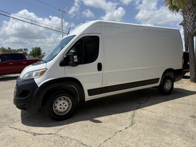 Used 2025 RAM ProMaster 2500 w/ Convenience Group FWD image 11