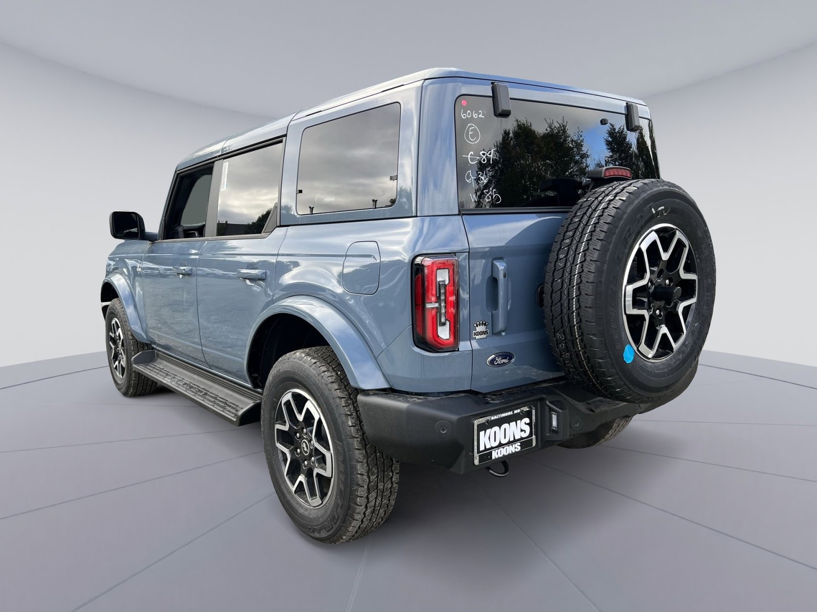 New 2025 Ford Bronco Outer Banks image 4