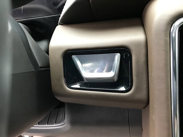 Used 2025 GMC Yukon XL Denali Ultimate w/ LPO, Floor Liner Package image 7