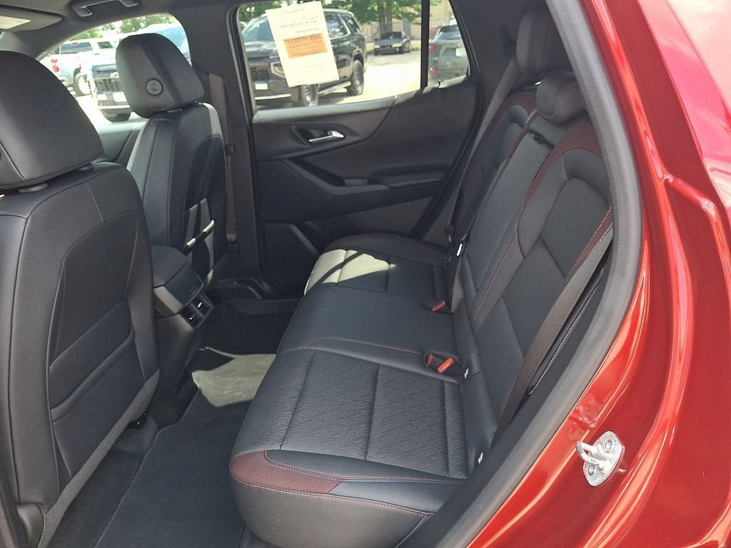 Certified 2025 Chevrolet Equinox RS FWD image 12
