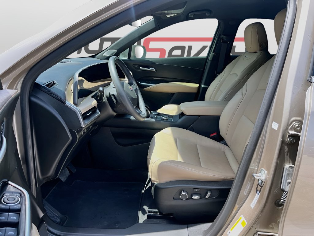 Used 2025 Cadillac XT4 Premium Luxury FWD image 22