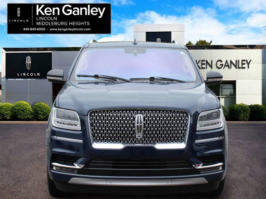 Used 2019 Lincoln Navigator Reserve AWD/4WD image 2