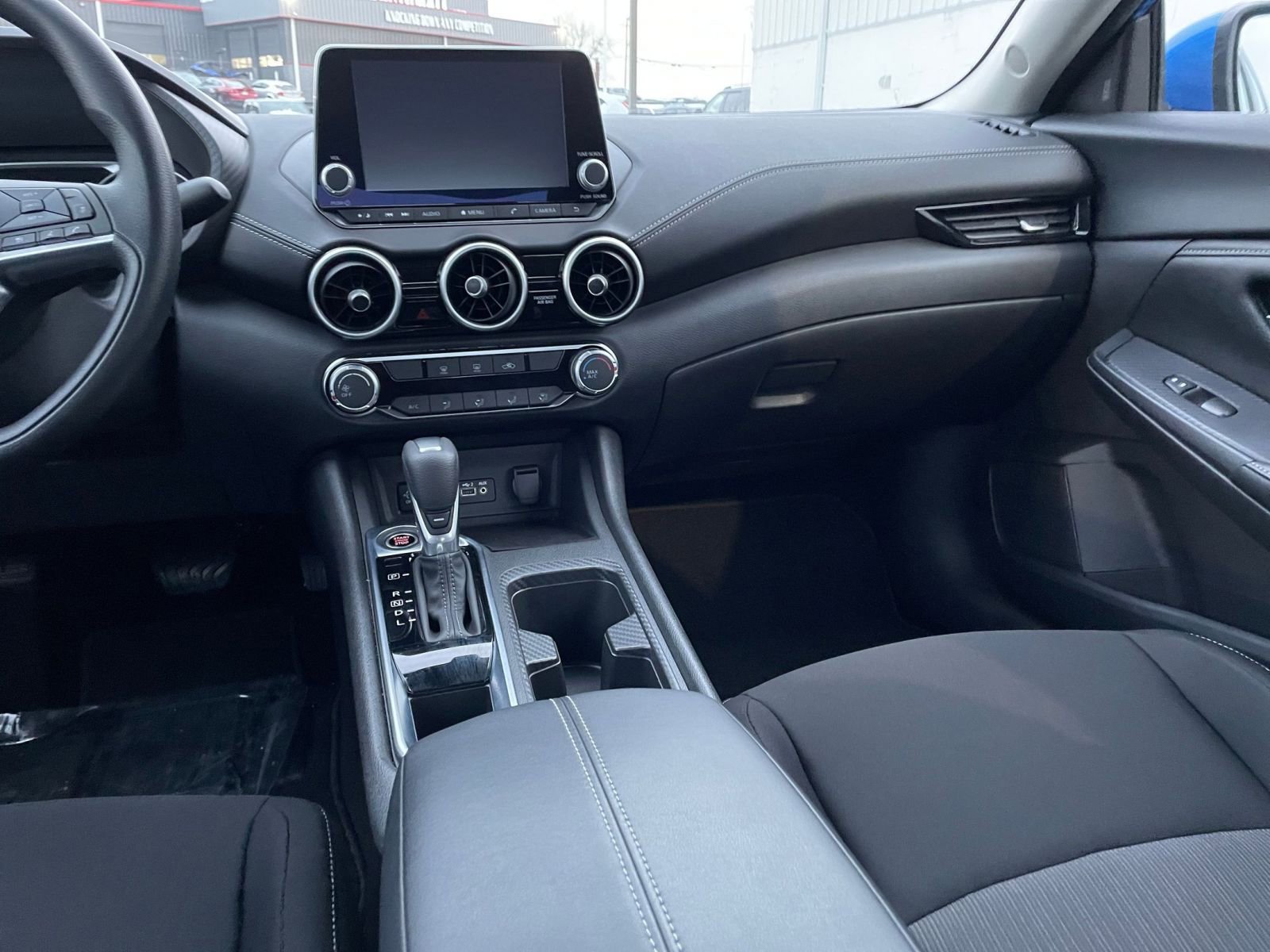 Used 2025 Nissan Sentra SV image 33