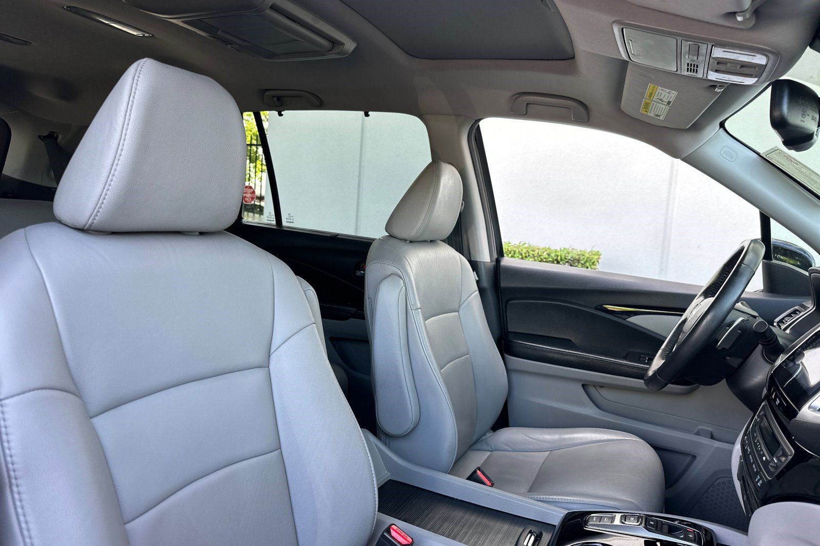 Used 2017 Honda Pilot Touring image 31