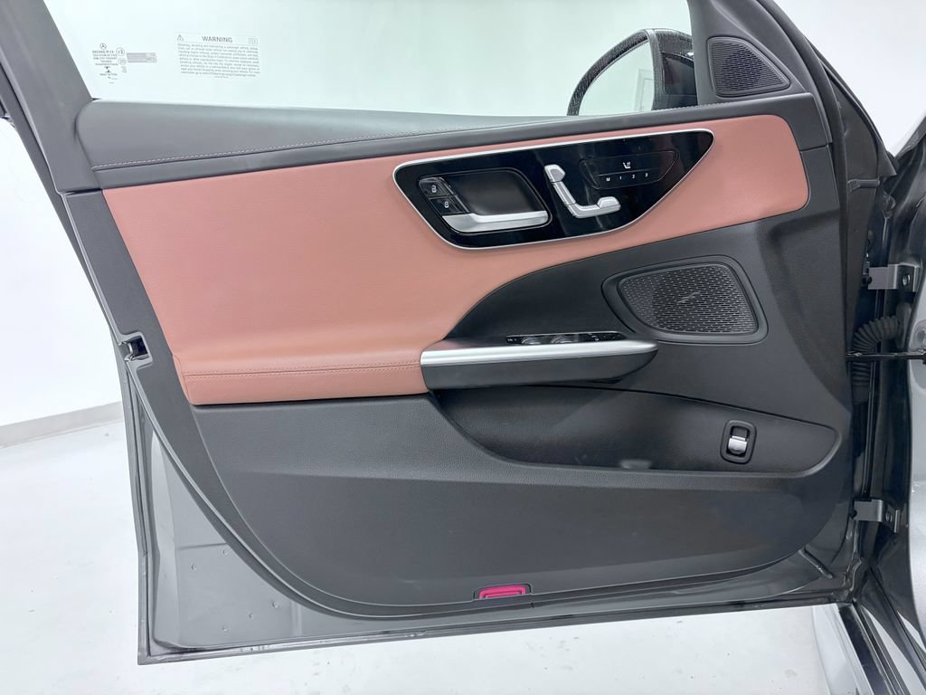 Used 2022 Mercedes-Benz C 300 4MATIC Sedan image 16