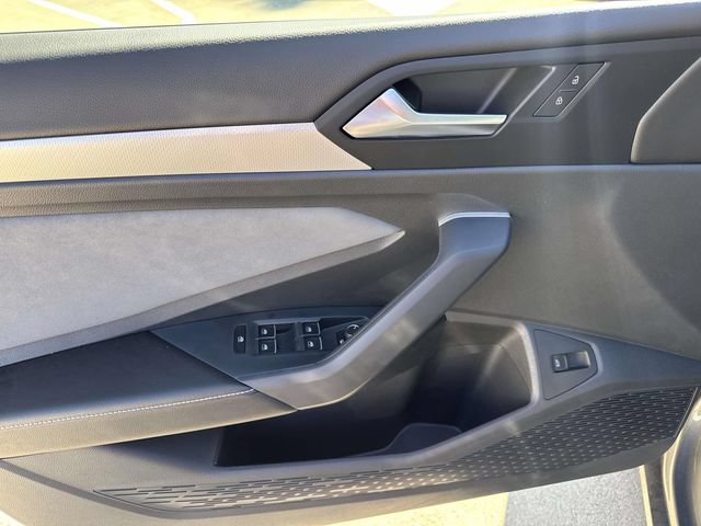 New 2026 Volkswagen Jetta SE FWD image 18