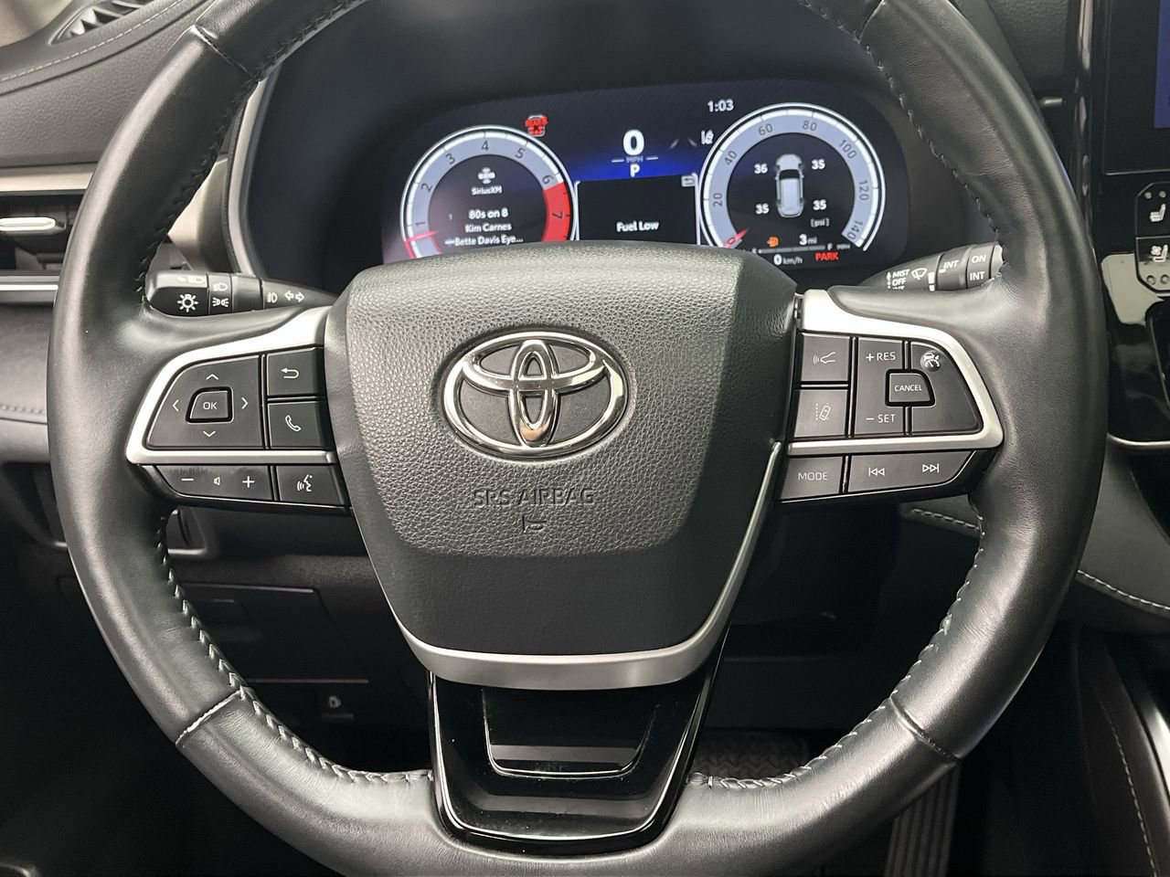 Used 2023 Toyota Highlander Limited AWD/4WD image 15