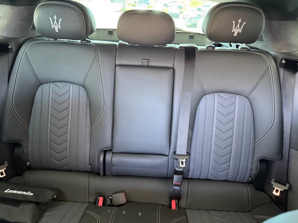 Certified 2022 Maserati Levante GT AWD/4WD image 16