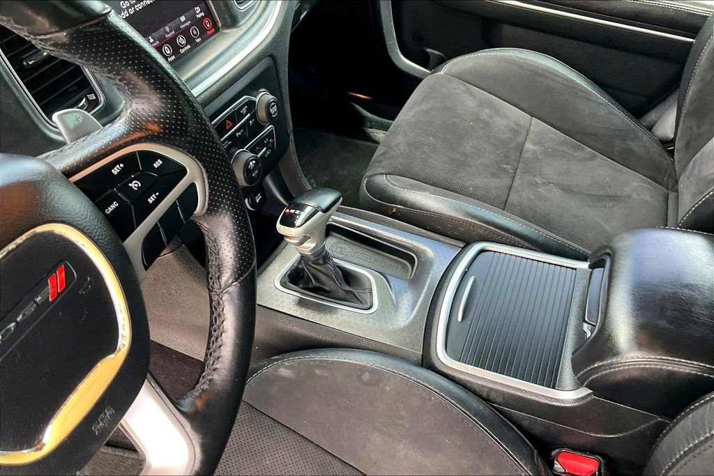 Used 2018 Dodge Charger R/T w/ Plus Group RWD image 15