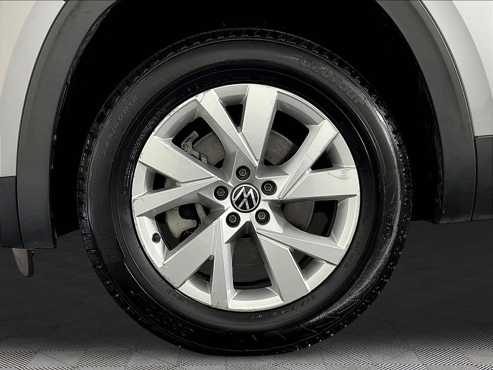 Used 2020 Volkswagen Atlas Cross Sport S AWD/4WD image 32