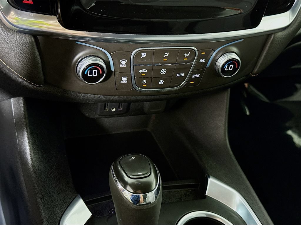 Used 2018 Chevrolet Traverse LS FWD image 7