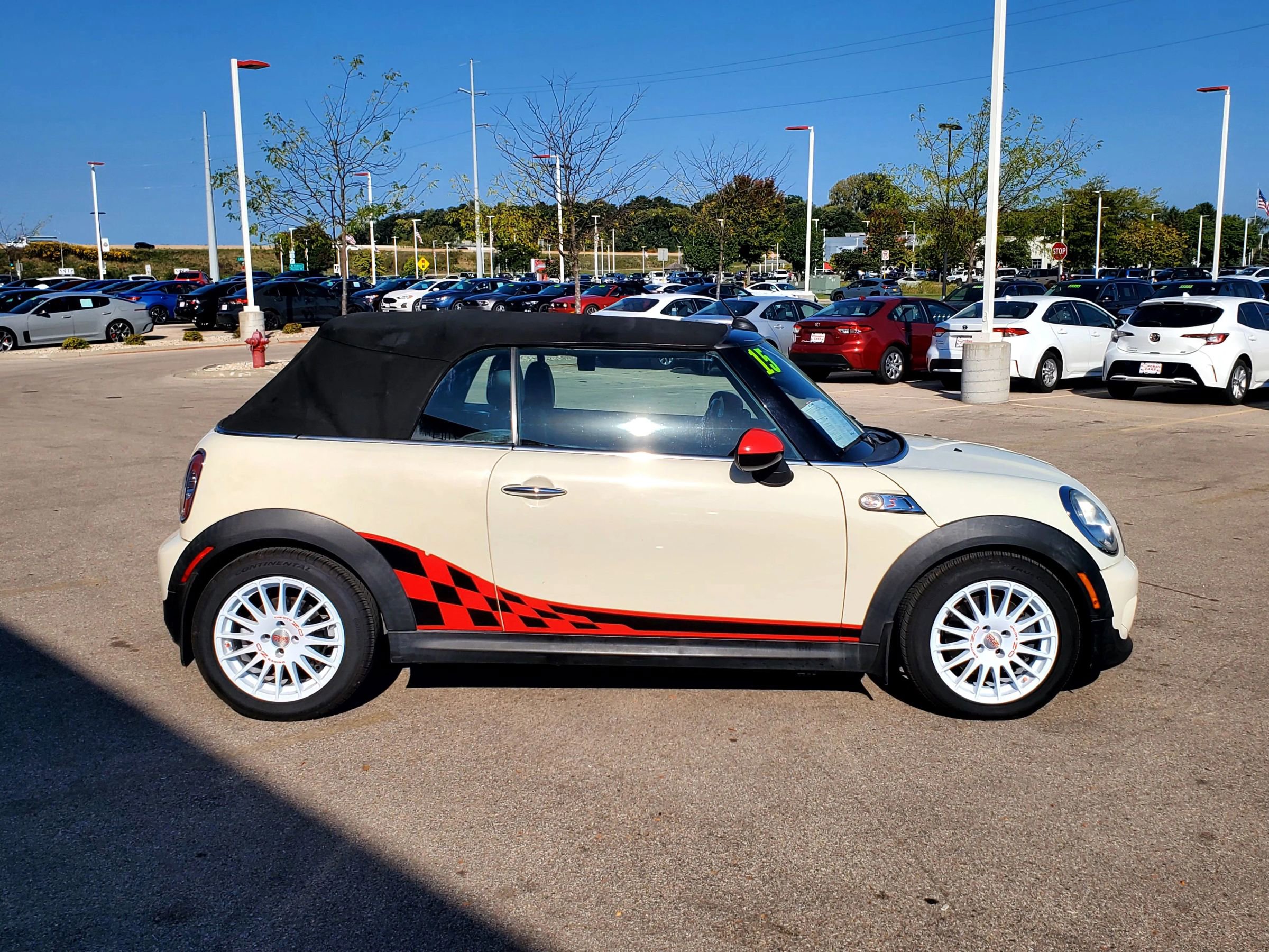 Used 2015 MINI Cooper S w/ Always Open Package image 4