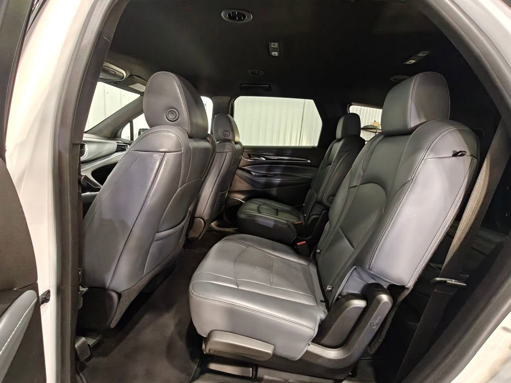 Used 2024 Buick Enclave Premium image 31