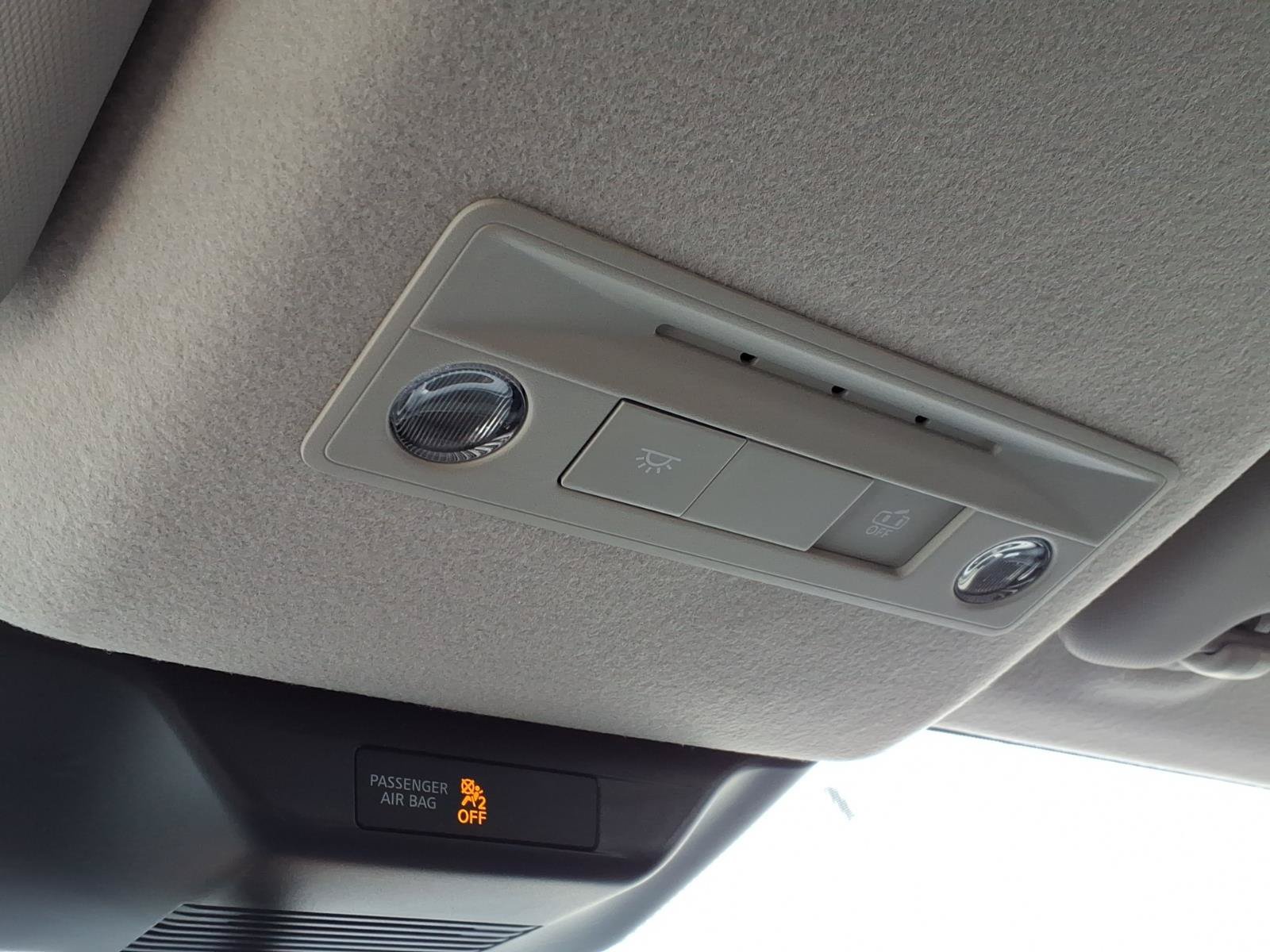 New 2027 Nissan Kicks SV AWD/4WD image 18
