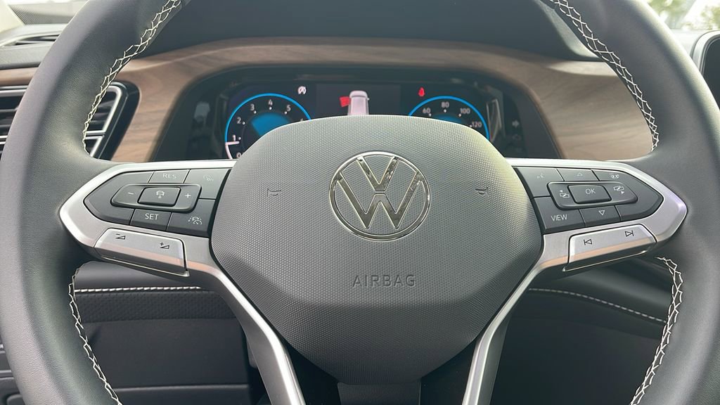 New 2026 Volkswagen Atlas SE FWD image 22