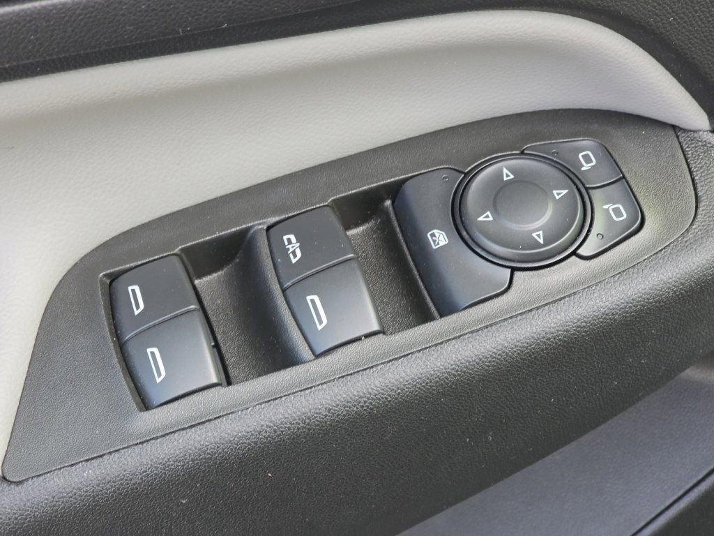 Used 2024 Chevrolet Equinox LT image 20