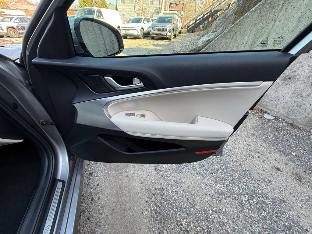 Used 2026 Genesis G70 2.5T AWD/4WD image 19