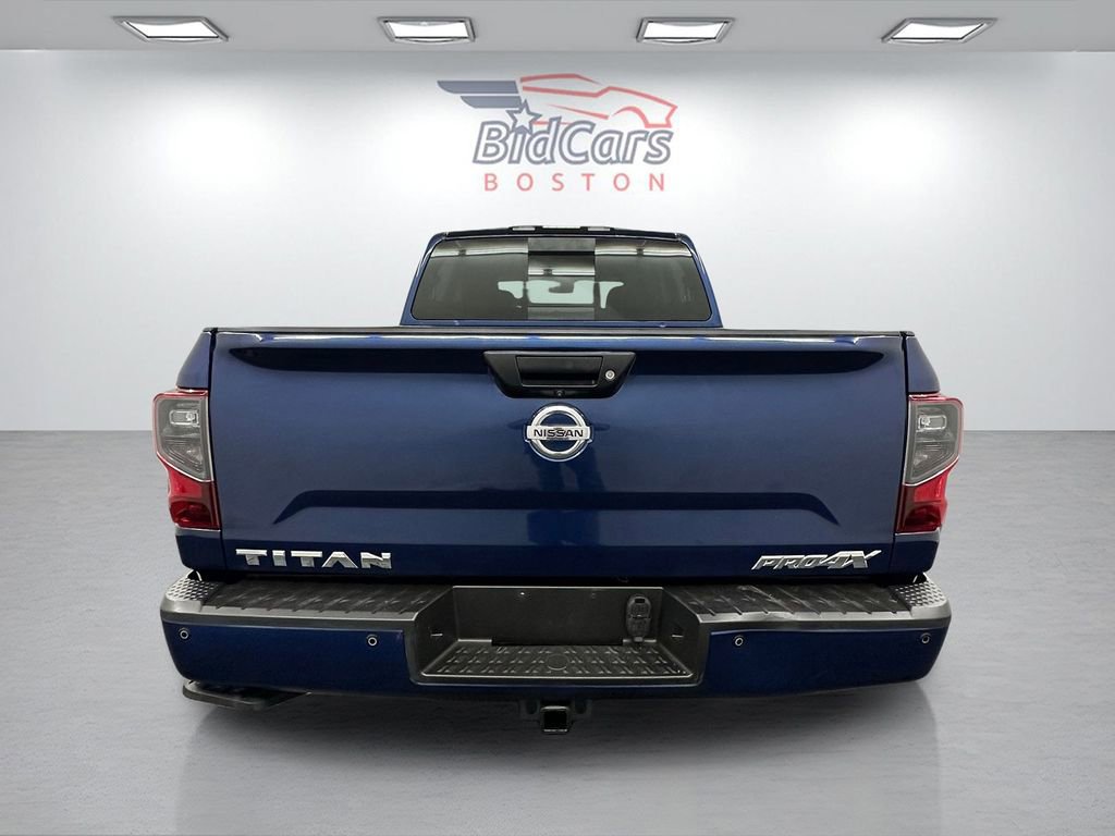 Used 2018 Nissan Titan S AWD/4WD image 5
