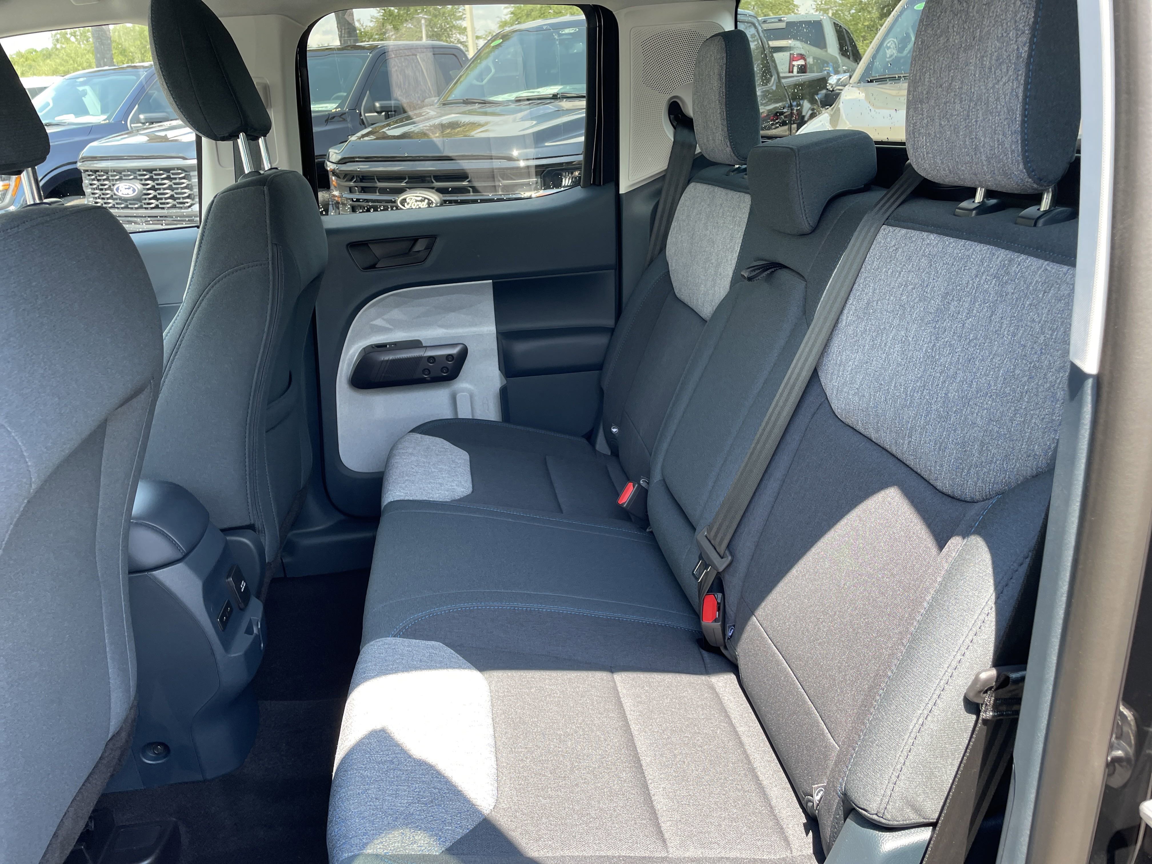 New 2025 Ford Maverick XLT w/ XLT Luxury Package image 36