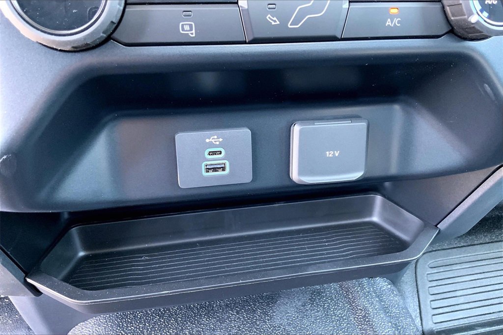 New 2023 Ford F350 XL w/ XL Chrome Package image 18