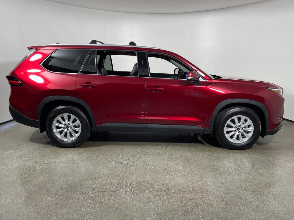 New 2026 Toyota Grand Highlander FWD image 2