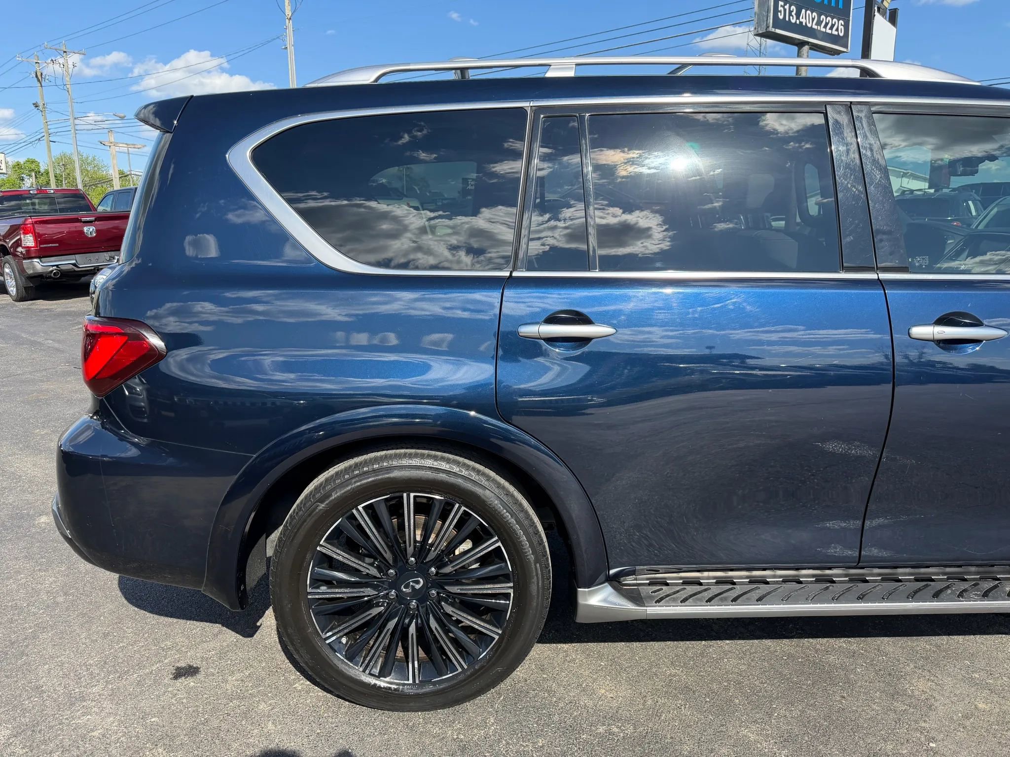 Used 2019 INFINITI QX80 Limited w/ All-Season Package AWD/4WD image 54