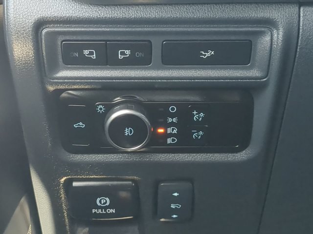 Used 2023 Ford F150 Lariat AWD/4WD image 29