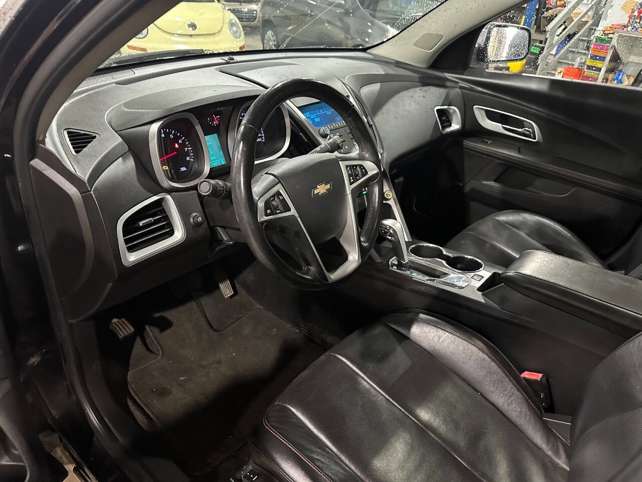 Used 2010 Chevrolet Equinox LTZ image 25