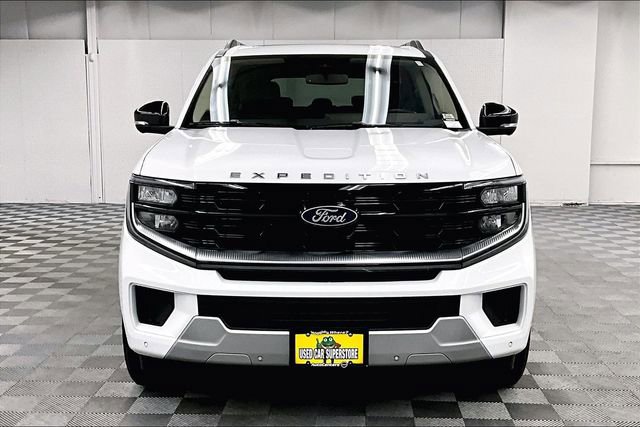 Used 2025 Ford Expedition Max Platinum image 4