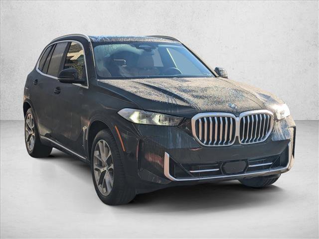 New 2026 BMW X5 xDrive50e w/ Premium Package image 5