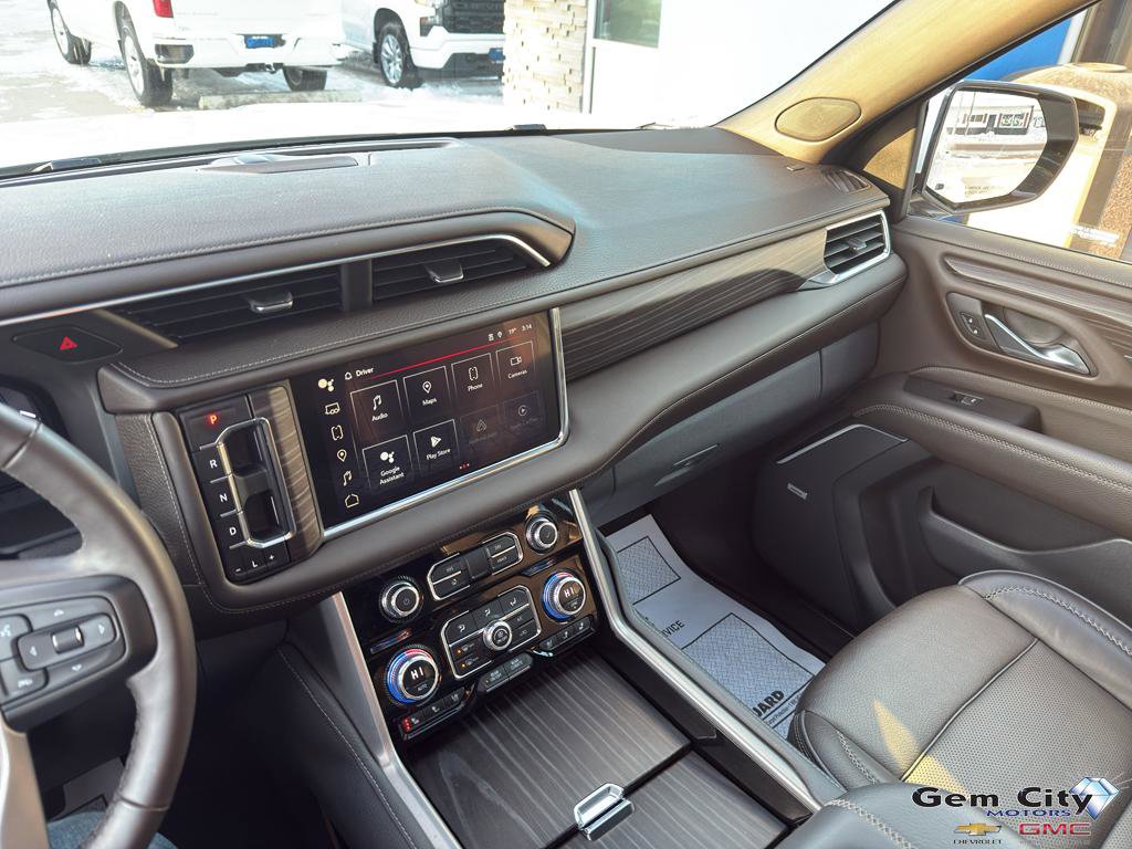 Used 2023 GMC Yukon XL Denali image 19