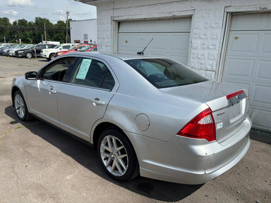 Used 2011 Ford Fusion SEL image 3