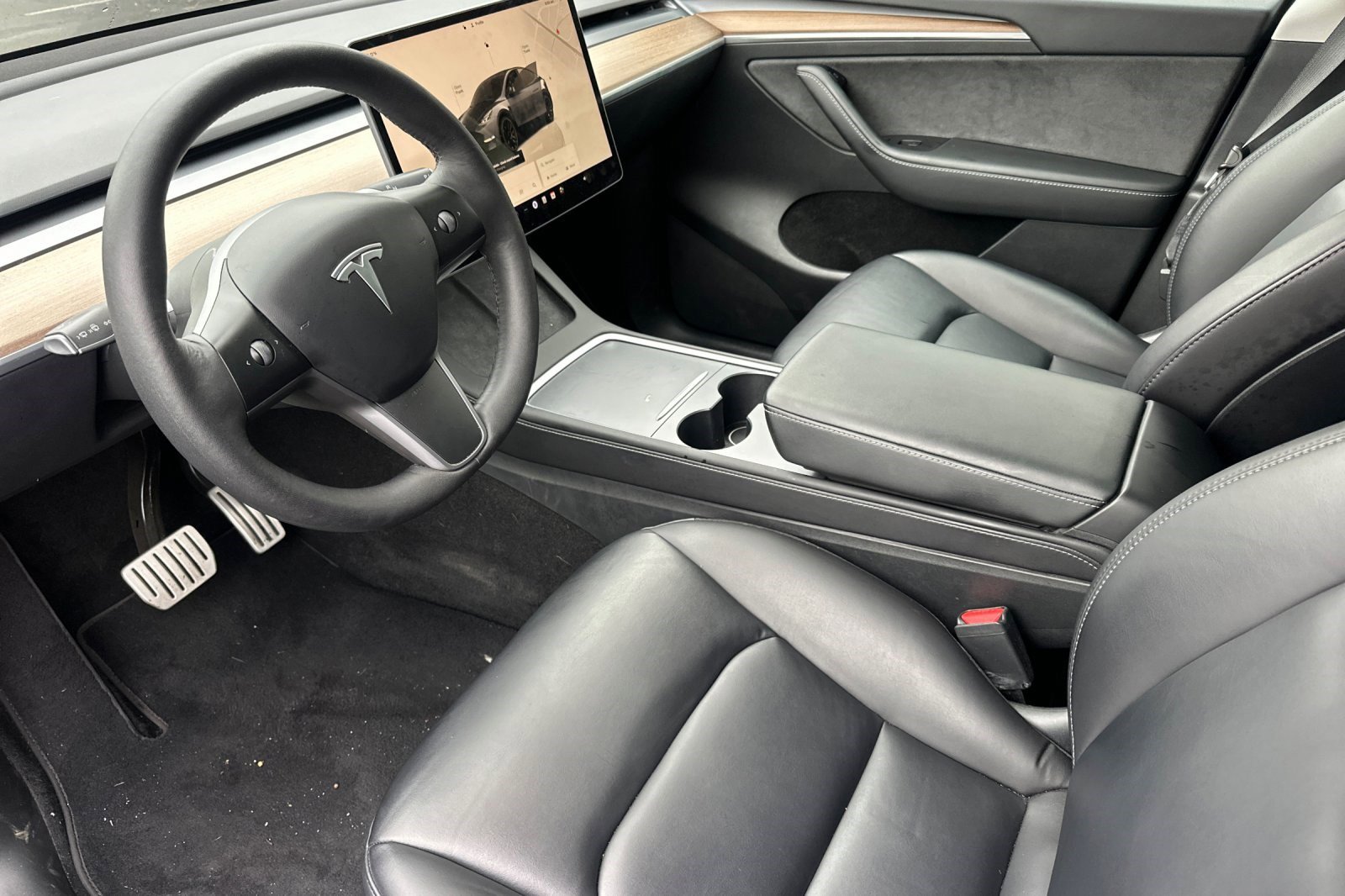 Used 2022 Tesla Model Y Performance image 11