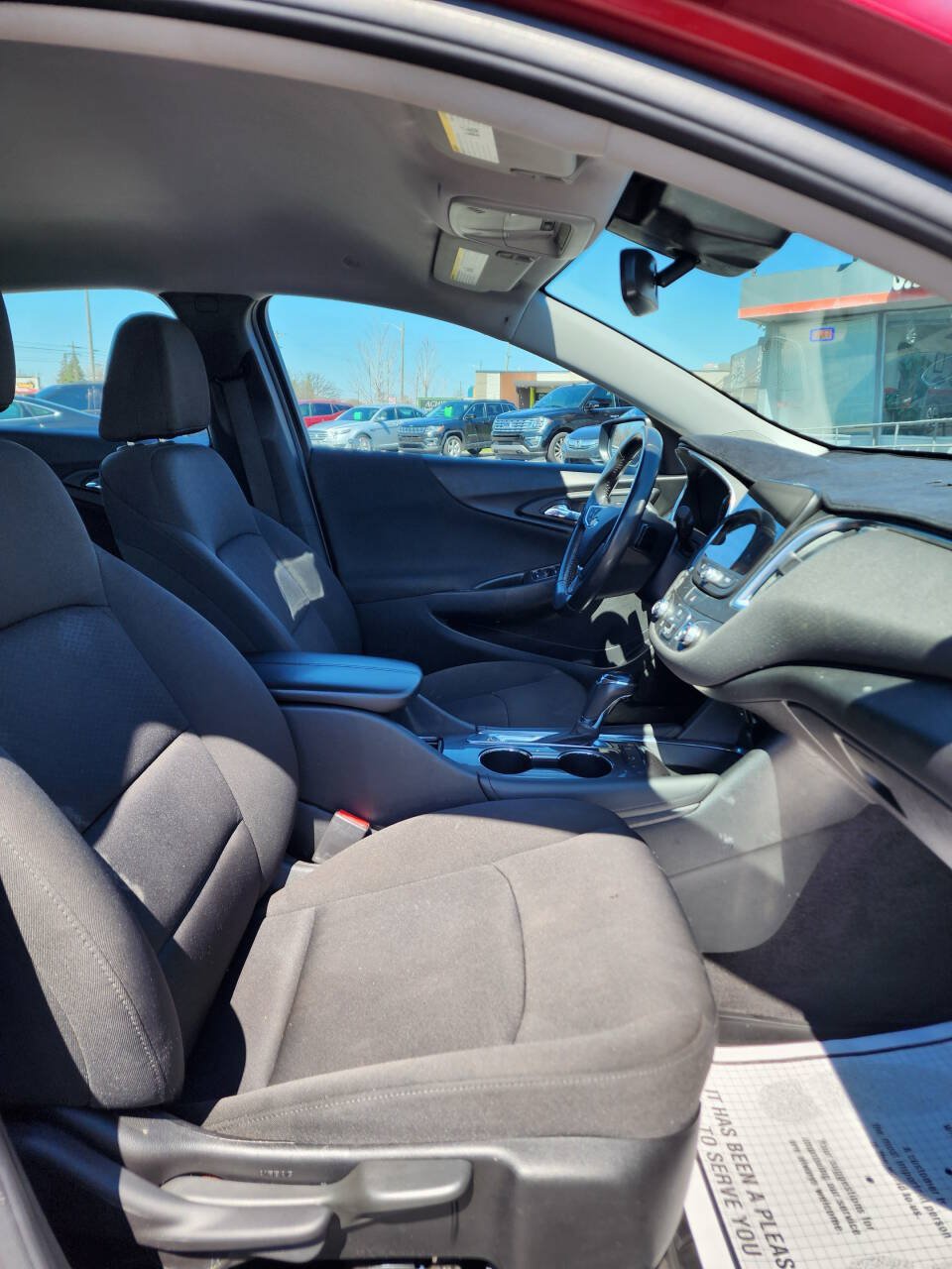 Used 2018 Chevrolet Malibu LT w/ Driver Confidence Package FWD image 16