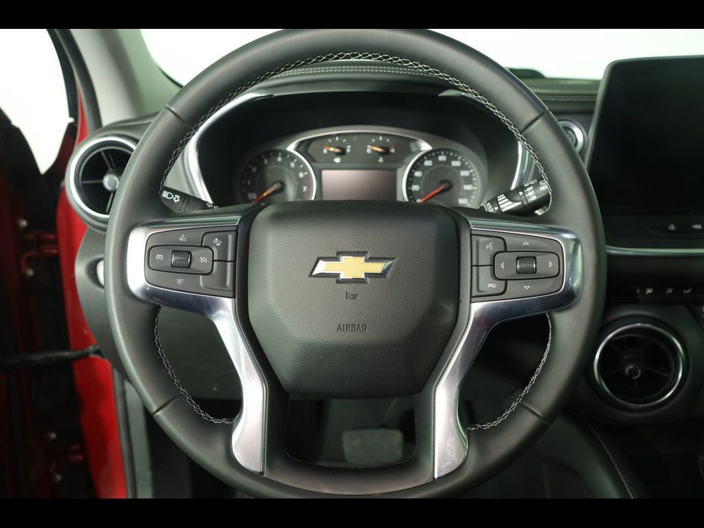 Used 2023 Chevrolet Blazer LT image 24