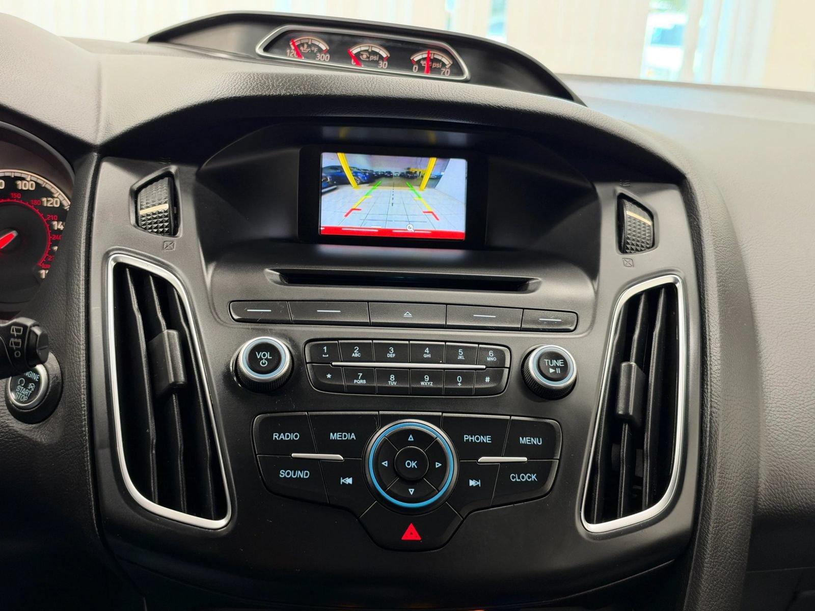 Used 2017 Ford Focus ST FWD image 31