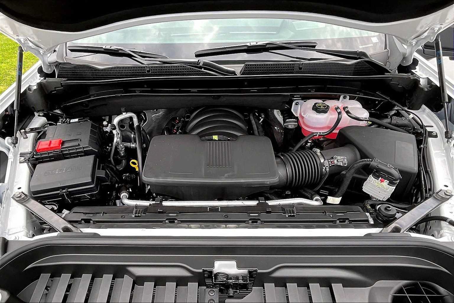New 2025 GMC Sierra 1500 AT4 w/ AT4 Premium Package AWD/4WD image 19