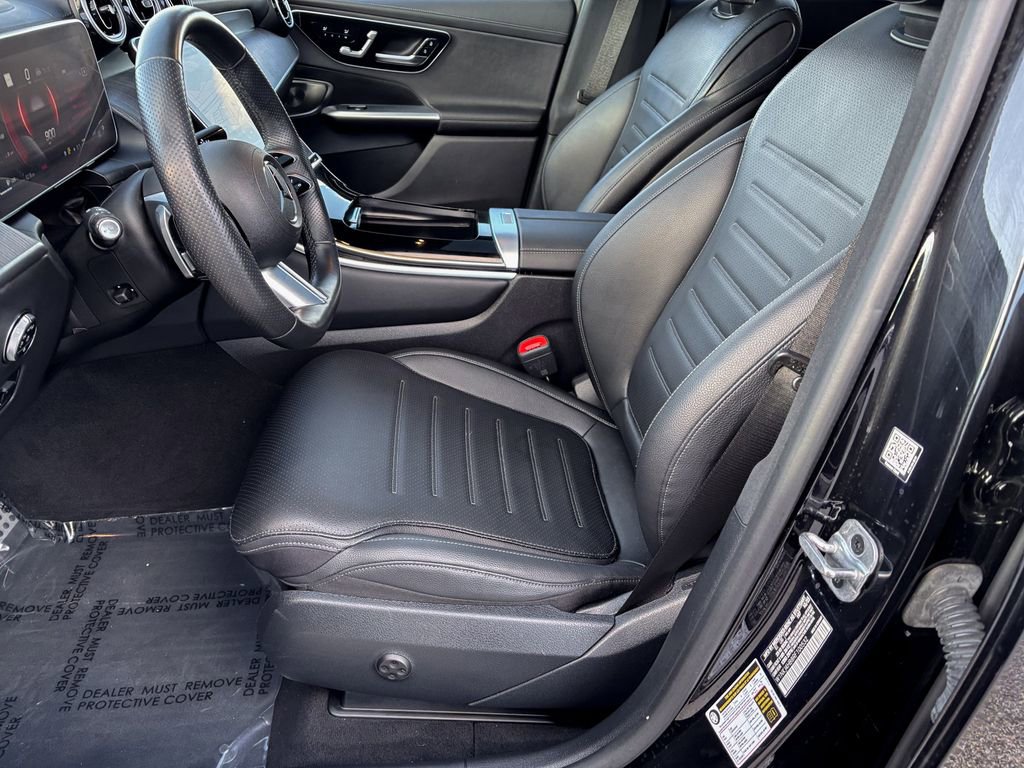 Used 2024 Mercedes-Benz GLC 300 4MATIC image 22