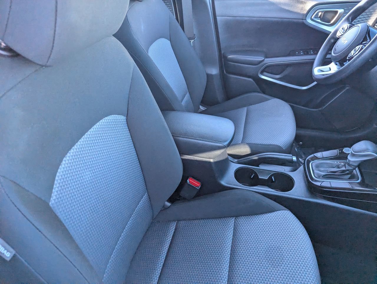 Used 2023 Kia Soul S FWD image 10
