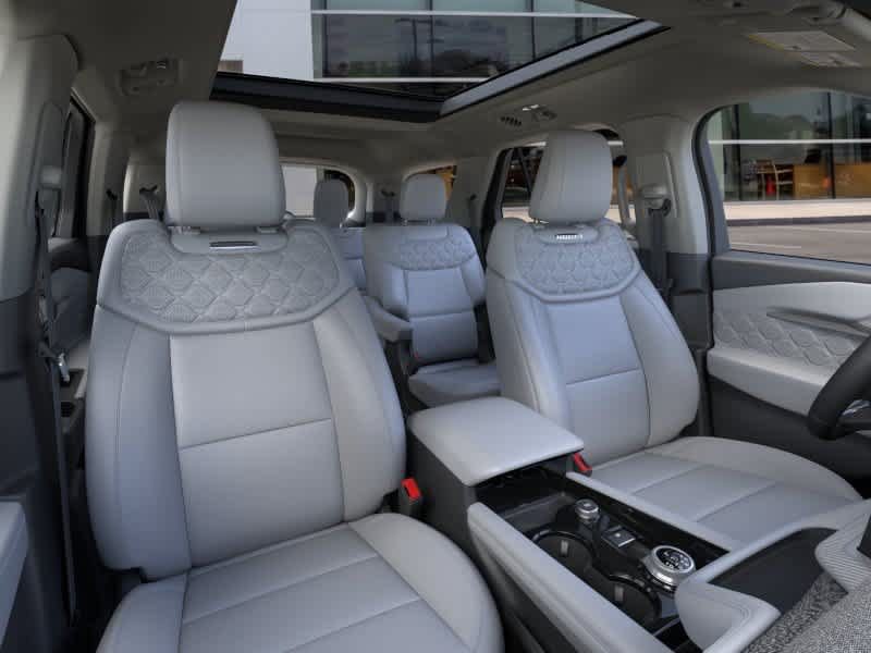 New 2026 Ford Explorer Platinum w/ LUX Leather Package AWD/4WD image 10