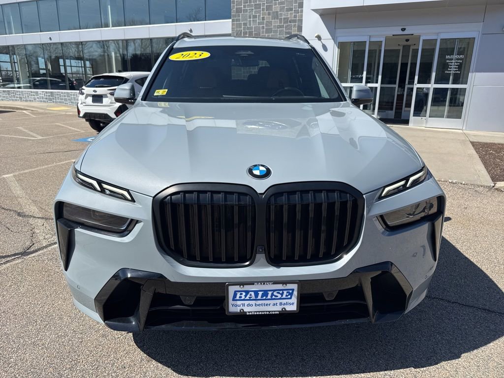 Used 2023 BMW X7 xDrive40i w/ M Sport Package image 6