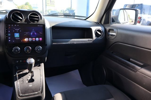Used 2014 Jeep Patriot Latitude w/ Sun/Sound Group AWD/4WD image 24