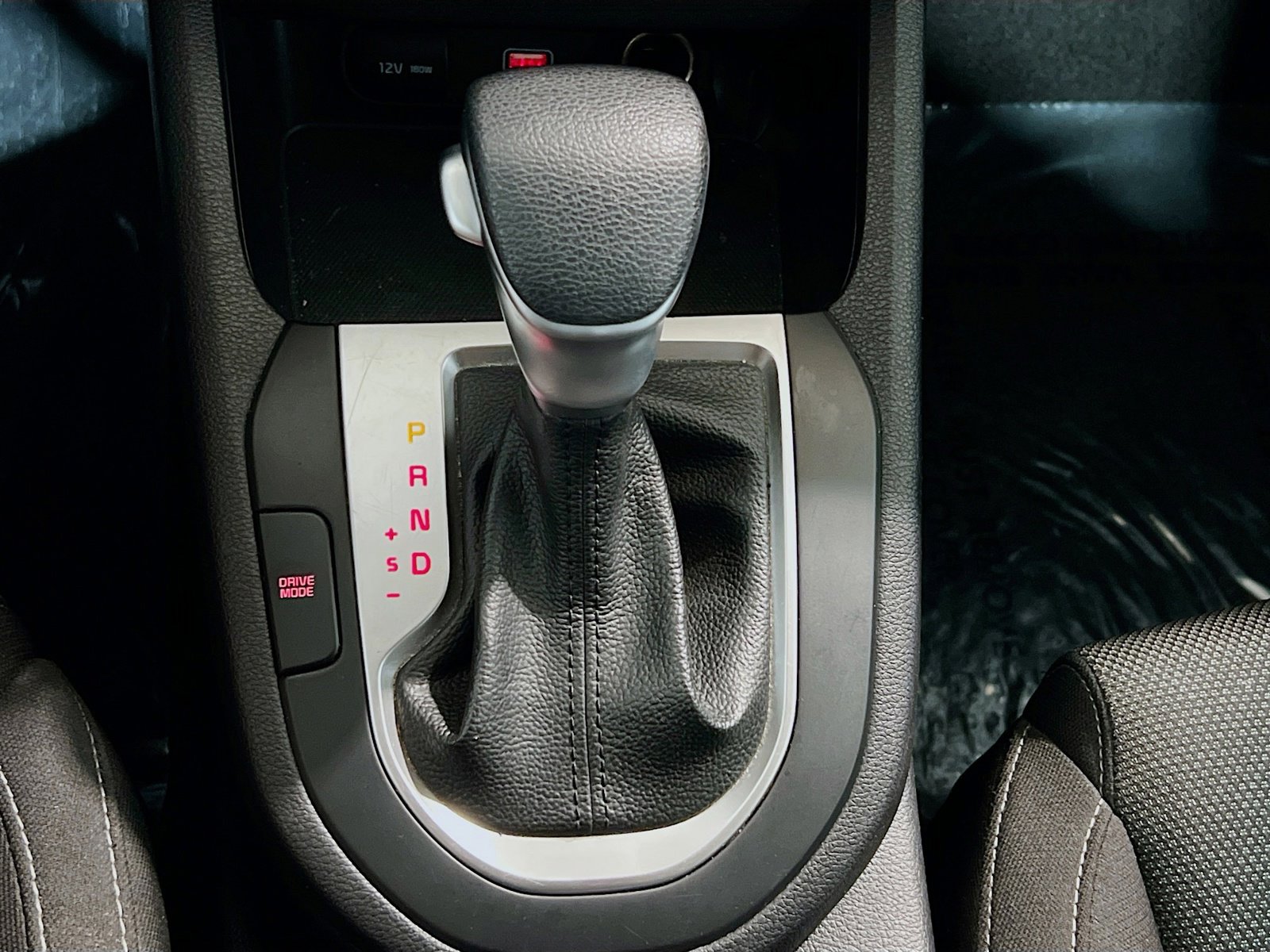Used 2022 Kia Forte LXS FWD image 12