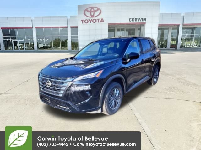 Used 2024 Nissan Rogue S image 1