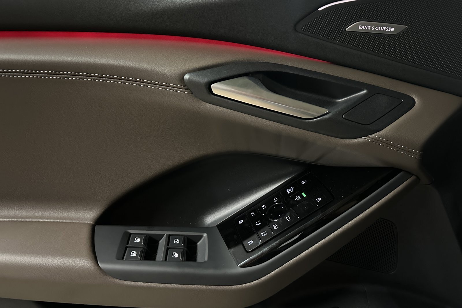 New 2027 Audi Q6 e-tron Premium Plus AWD/4WD image 10