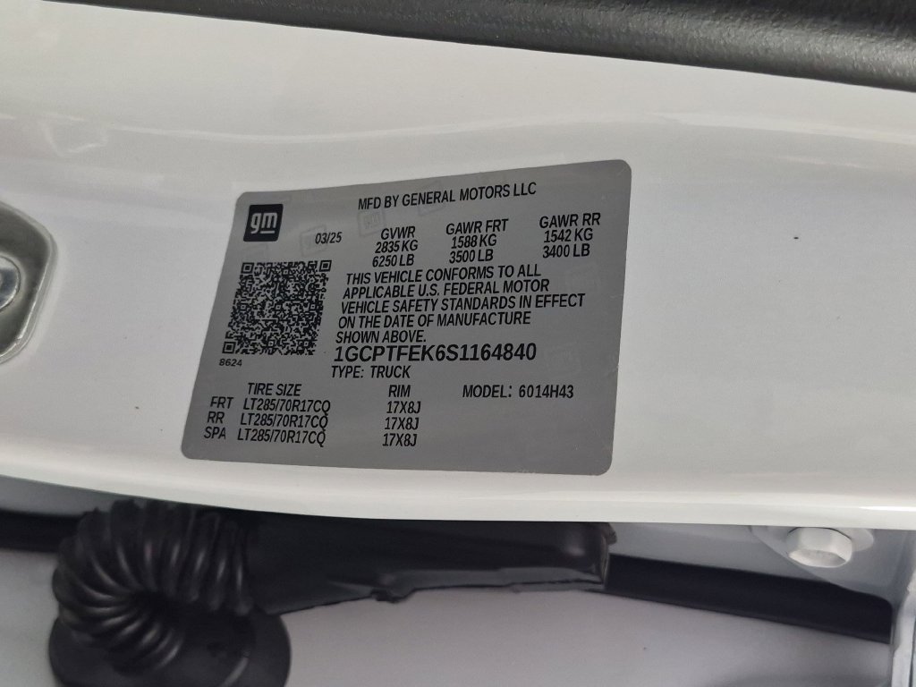 Certified 2025 Chevrolet Colorado ZR2 w/ Technology Package AWD/4WD image 42