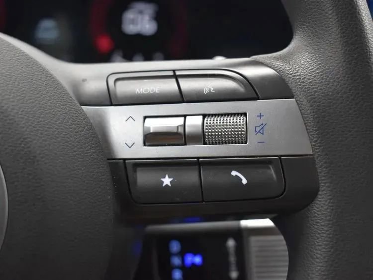 Used 2024 Hyundai Sonata SEL FWD image 22