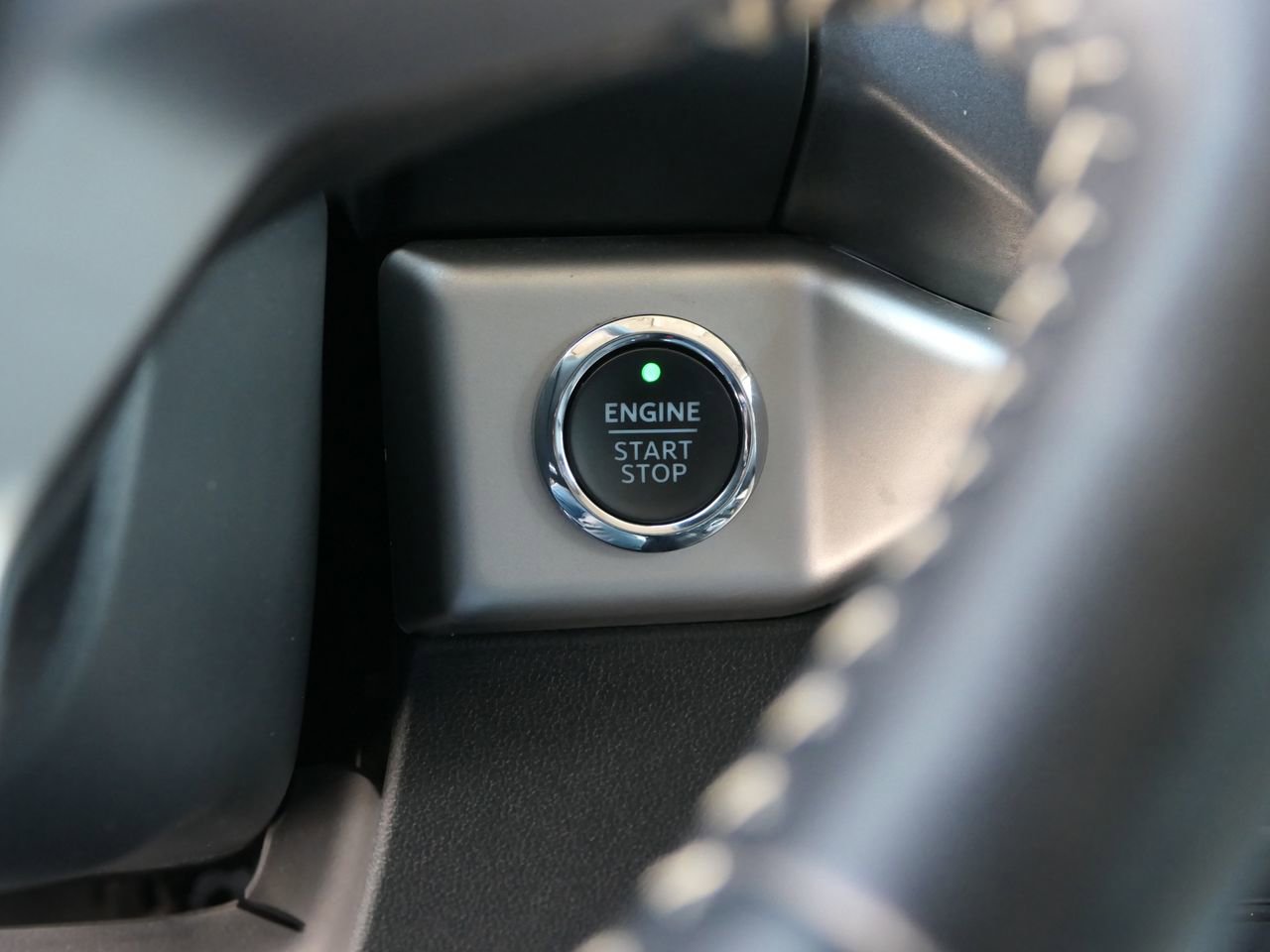 Used 2024 Ford Expedition Max XLT image 16