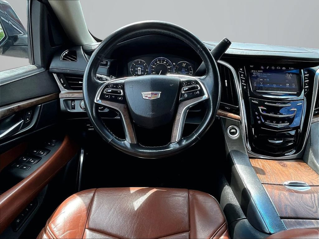 Used 2015 Cadillac Escalade Premium AWD/4WD image 6