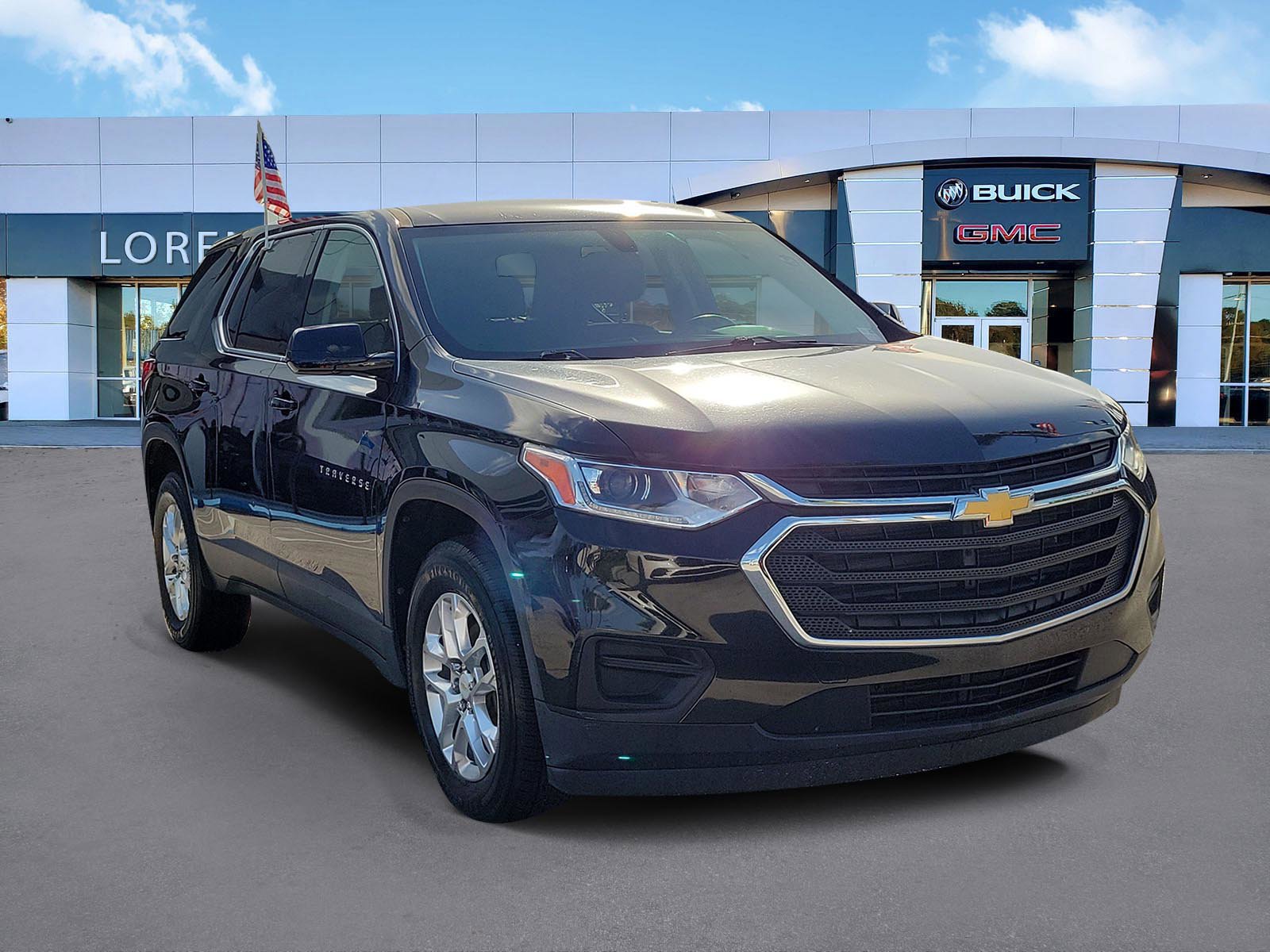 Used 2019 Chevrolet Traverse LS FWD image 3